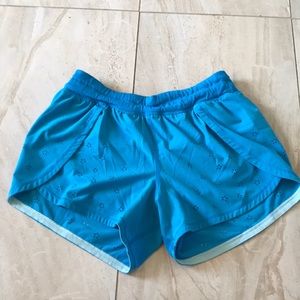 Blue floral laced lululemon shorts